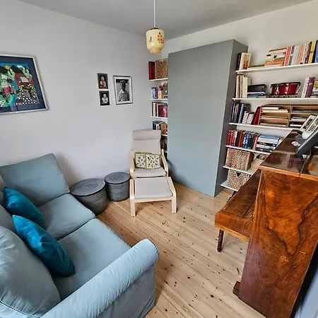 Apartment Sunny 2br In Downtown *